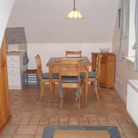 Apartament Raantem Hues, Ra 16